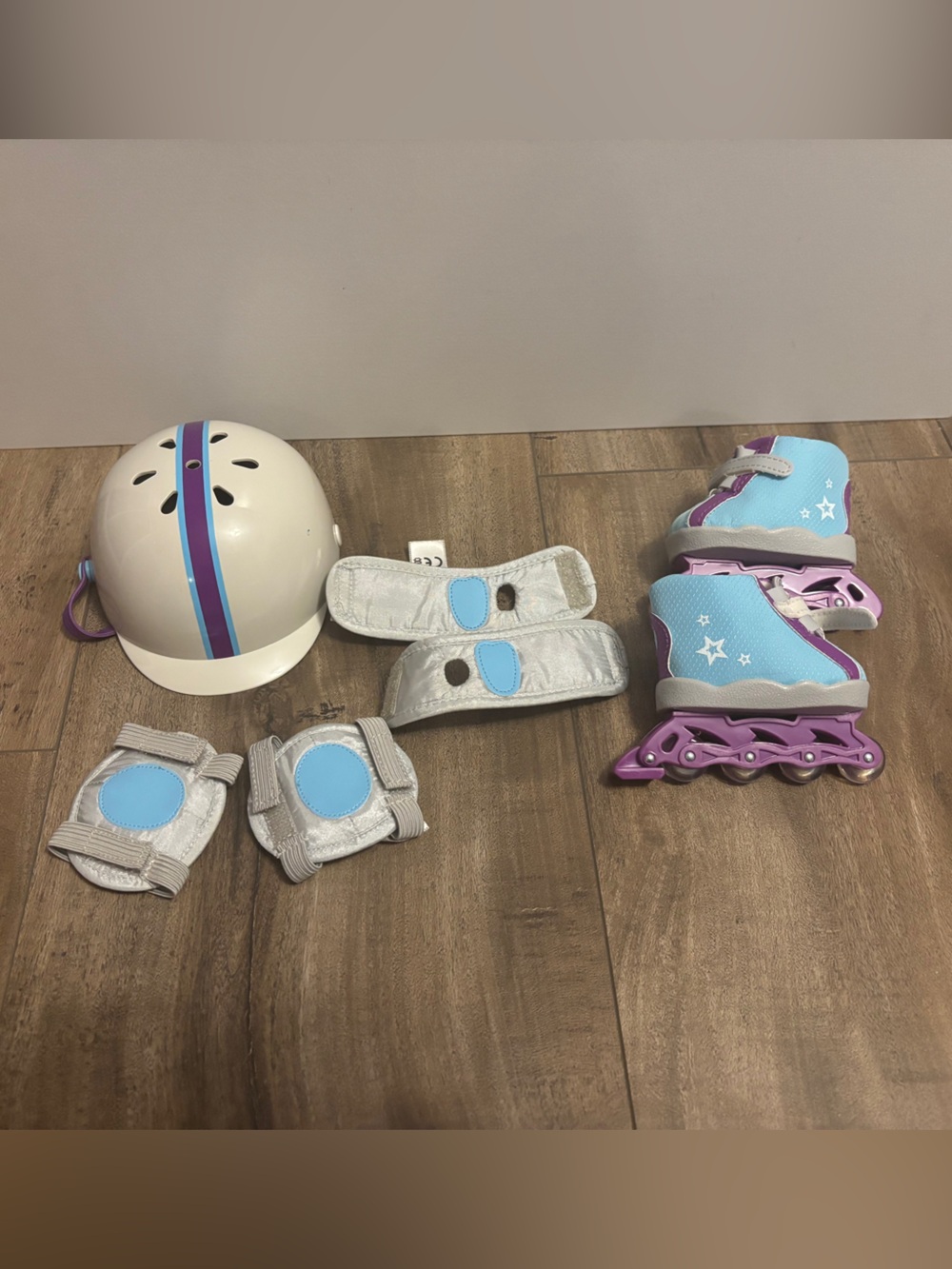 American Girl Doll In-line  Roller Skate set